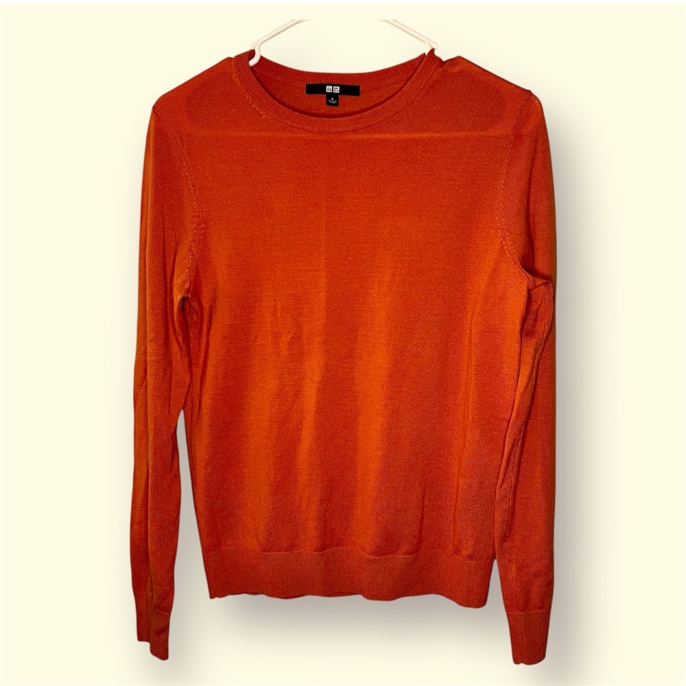 Uniqlo Orange Crewneck Sweater Vibrant and Classic, Size Small